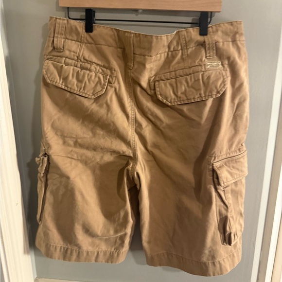 Daniel Cremieux Tan Cargo Shorts with Sturdy Cotton Blend - Picture 2 of 10